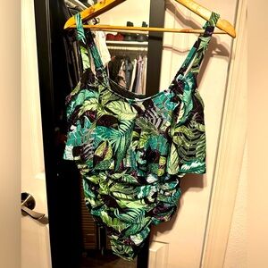Torrid Tropical Swimsuit Size 1